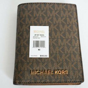 Michael Kors Jet Set Passport Wallet